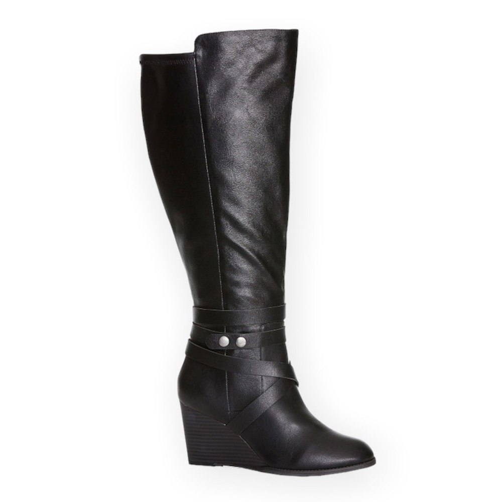 Cloudwalkers by Avenue Women's Cora Riding Boot Leather Buckle Accent Wide 9W